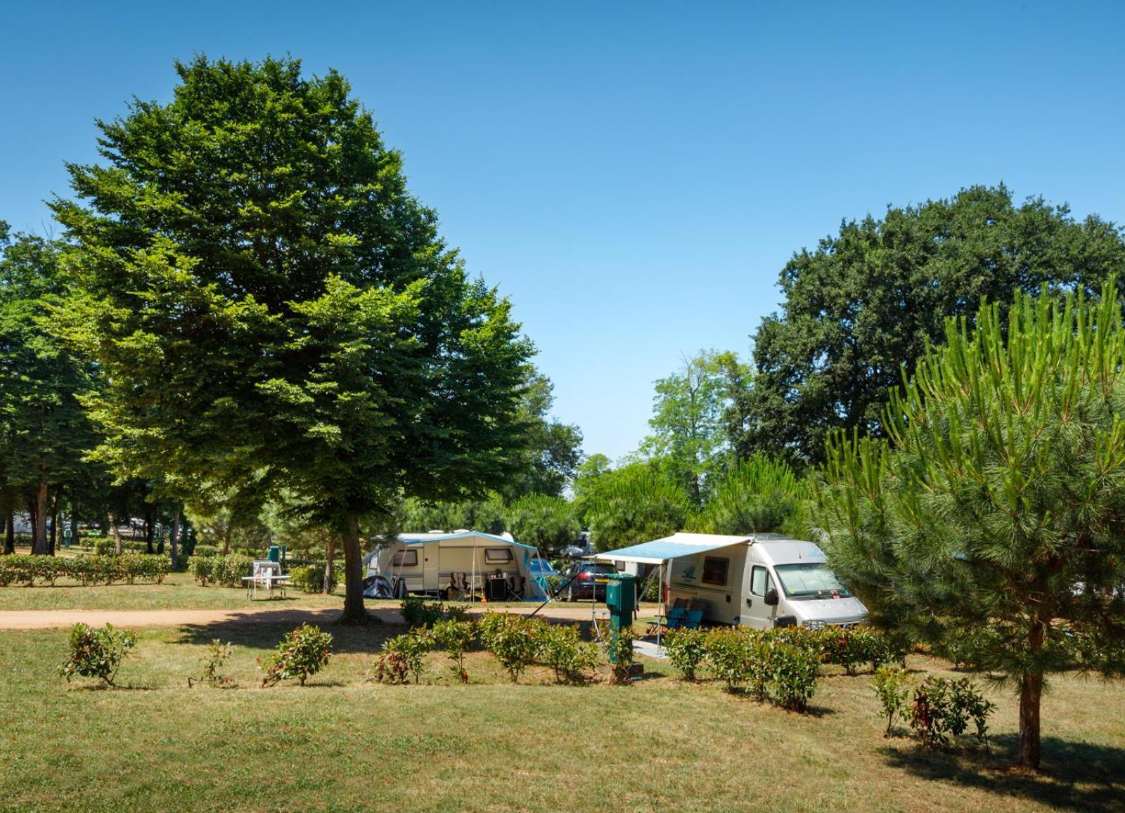 Aminess Planet Camping Maravea Resort - Pitches Novigrad Istria Exterior foto