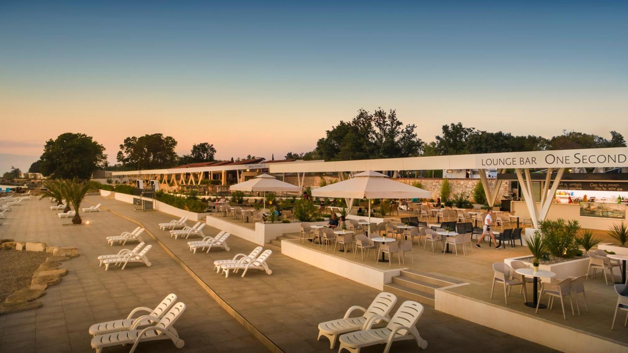 Aminess Planet Camping Maravea Resort - Pitches Novigrad Istria Exterior foto